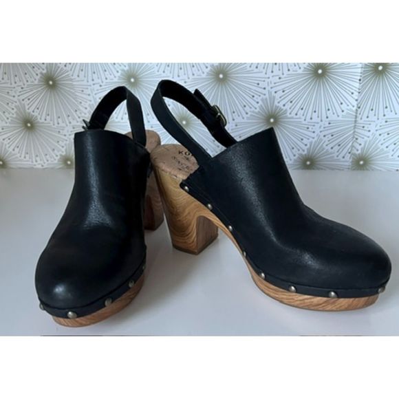 Kork-Ease Shoes - Kork-Ease Darby clog in like-new condition. Size 8.